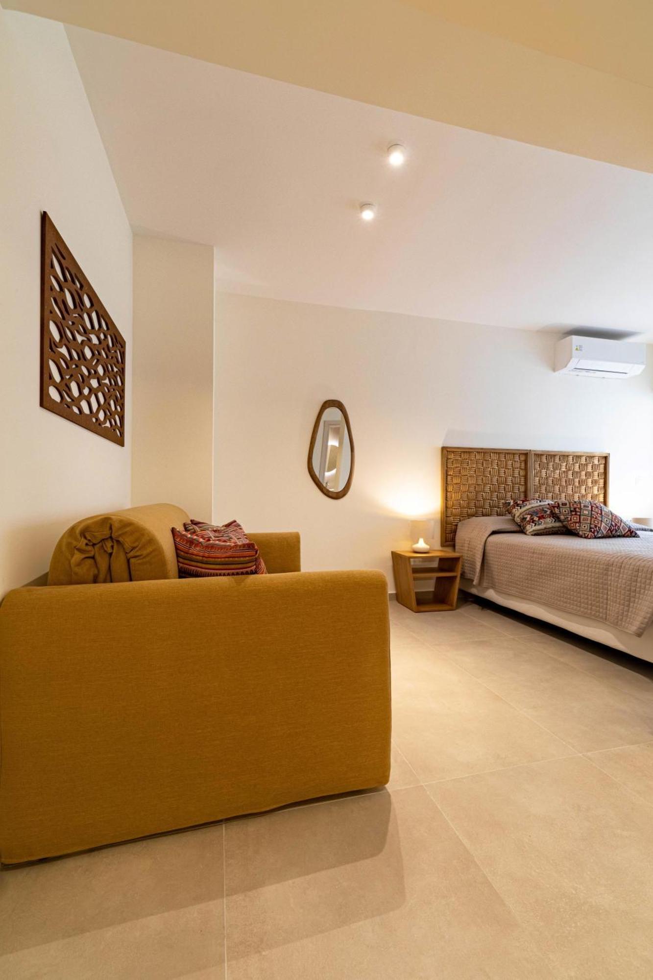 Arancia Elegant Rooms And Suites Tolo Luaran gambar
