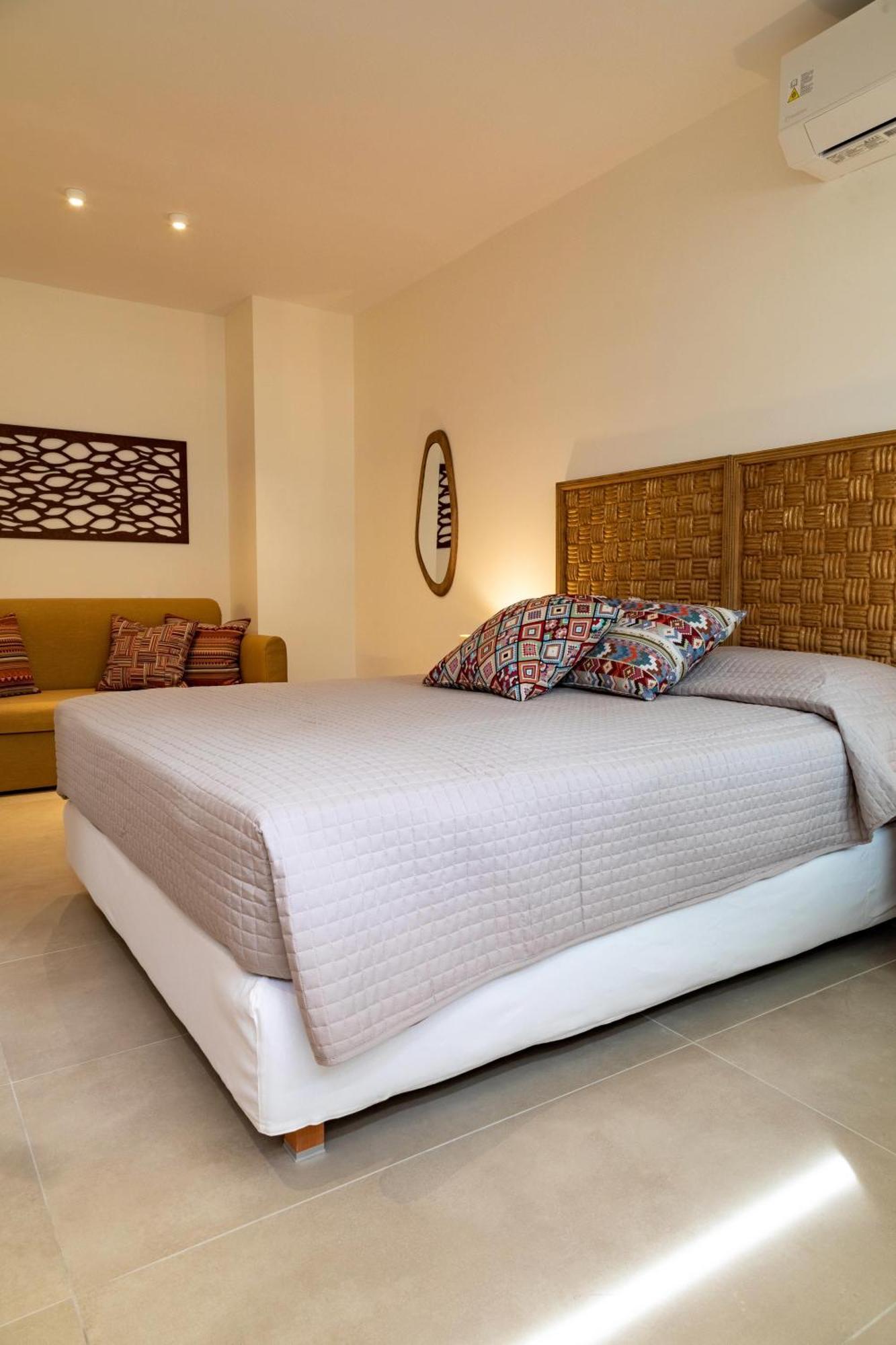 Arancia Elegant Rooms And Suites Tolo Luaran gambar
