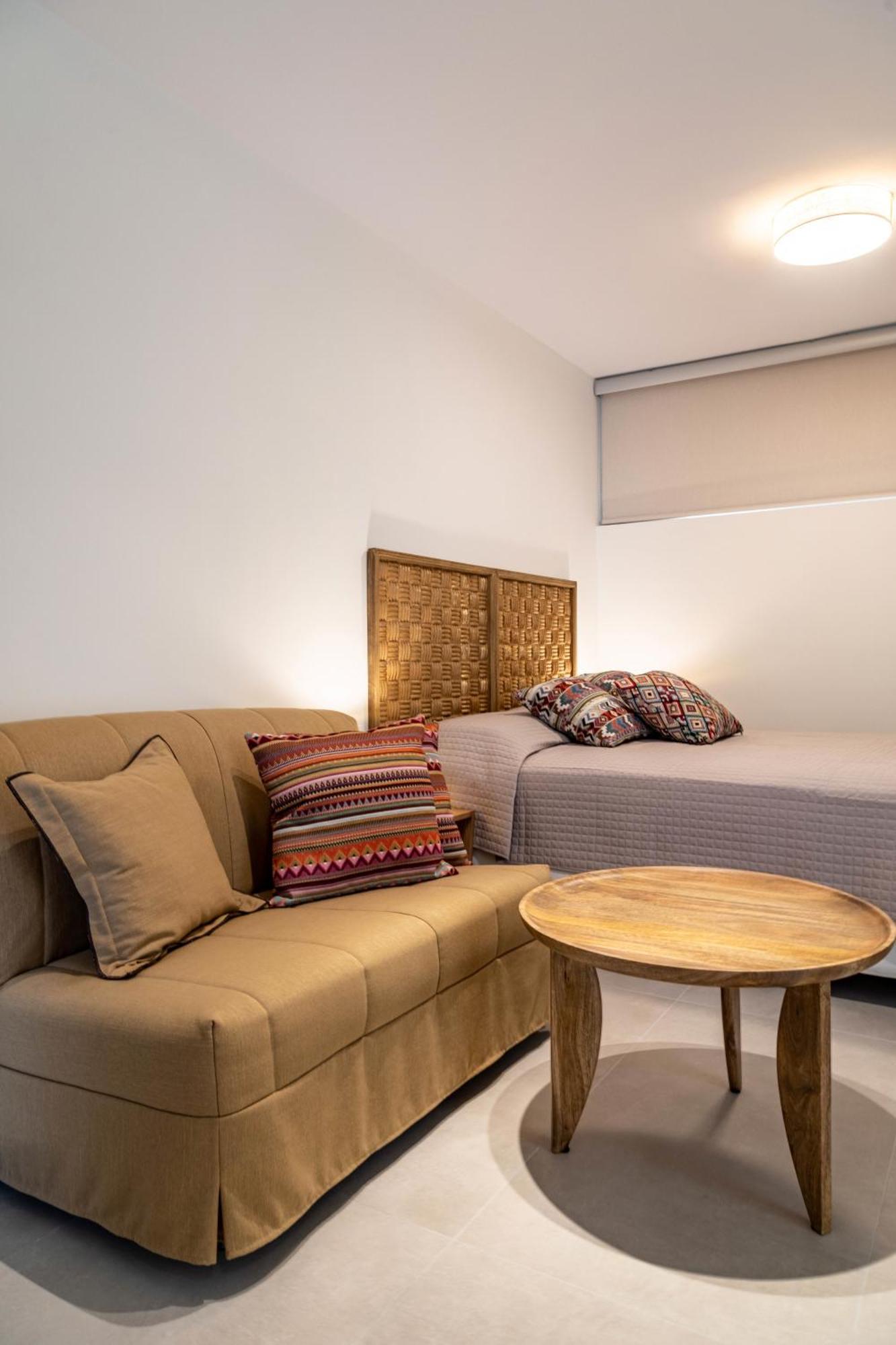 Arancia Elegant Rooms And Suites Tolo Luaran gambar