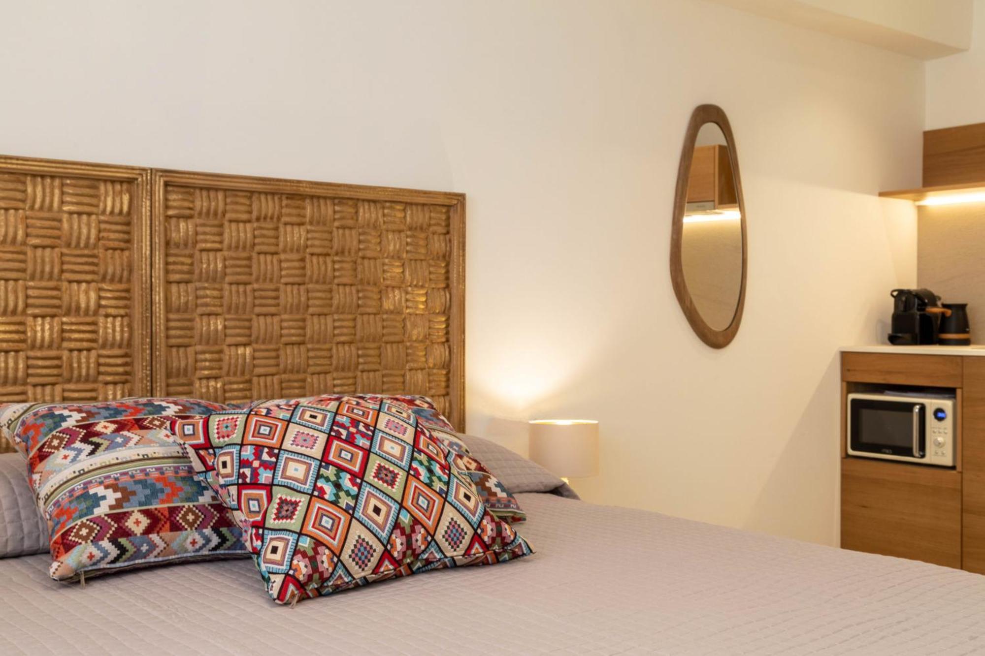 Arancia Elegant Rooms And Suites Tolo Luaran gambar