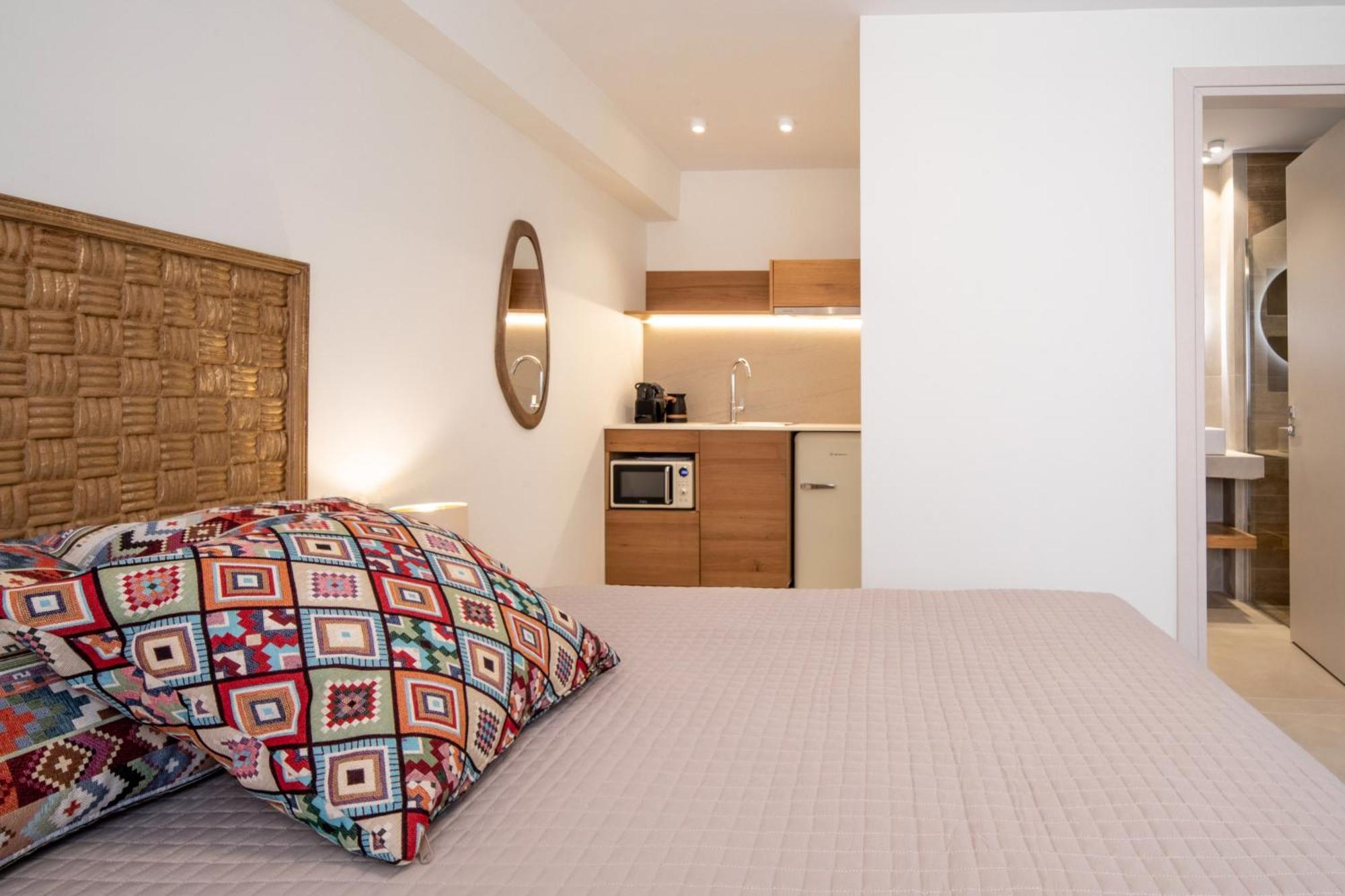 Arancia Elegant Rooms And Suites Tolo Luaran gambar