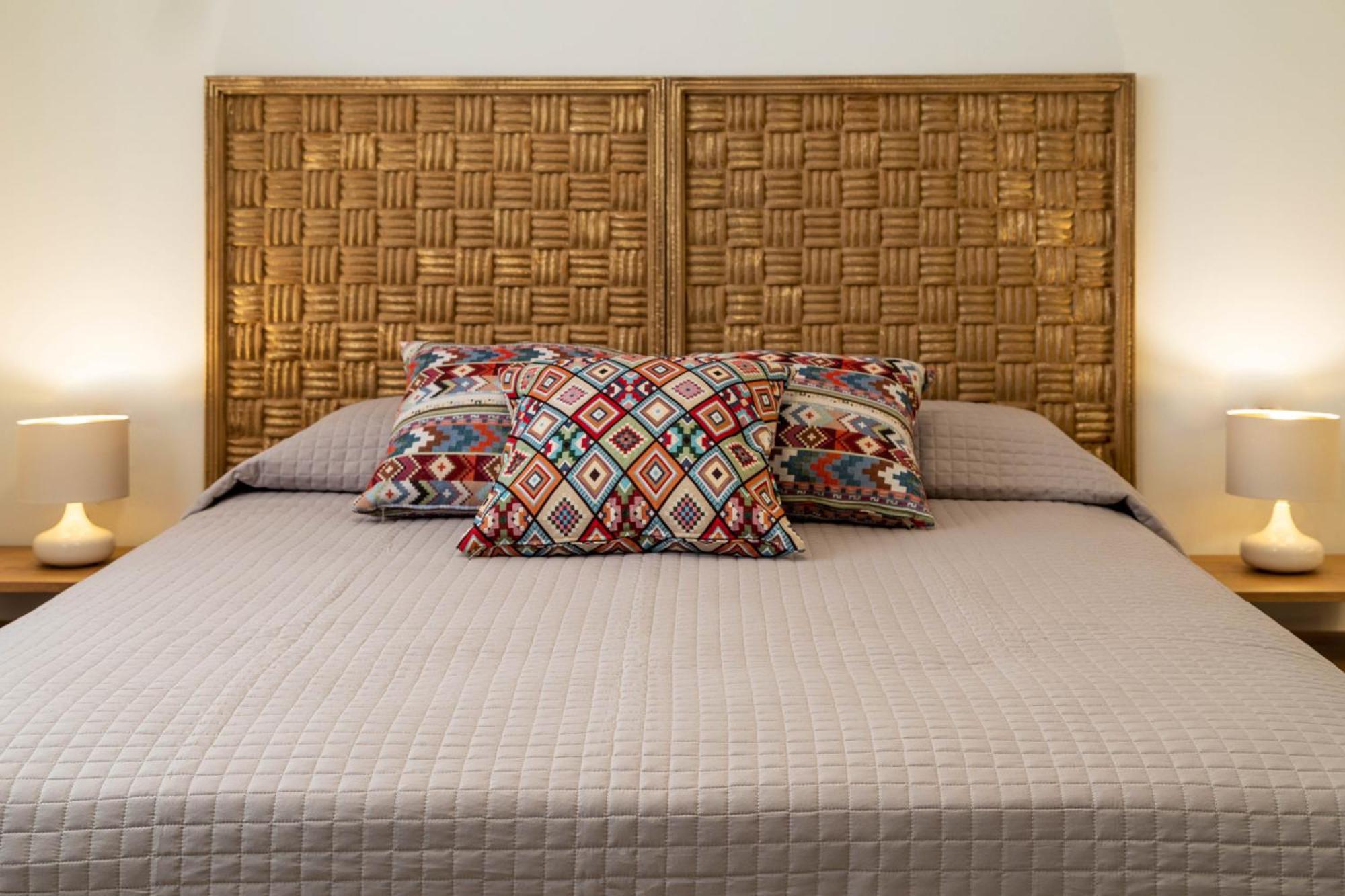 Arancia Elegant Rooms And Suites Tolo Luaran gambar