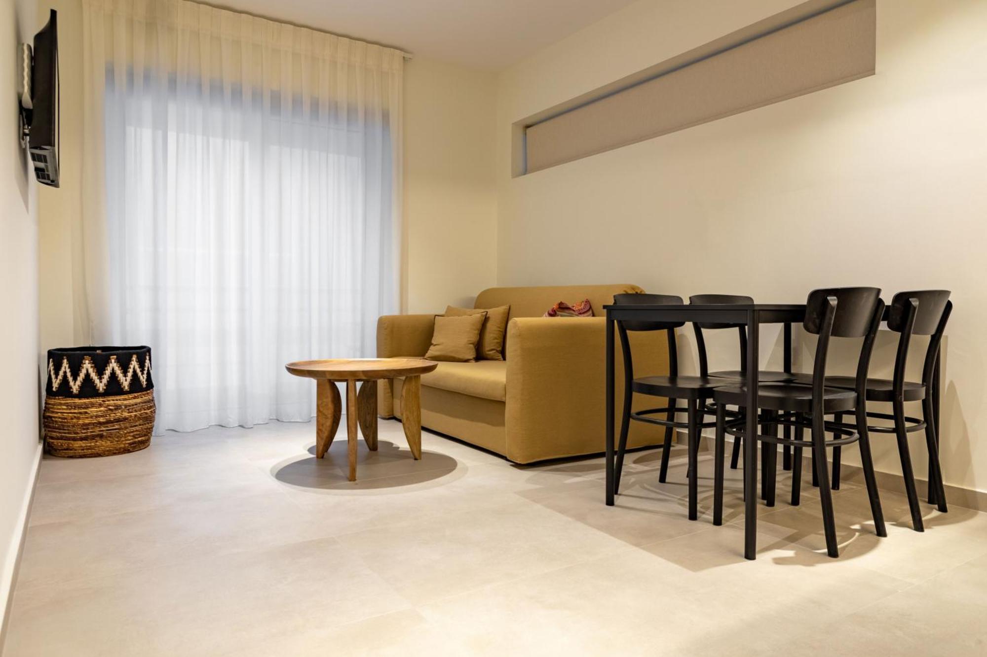 Arancia Elegant Rooms And Suites Tolo Luaran gambar