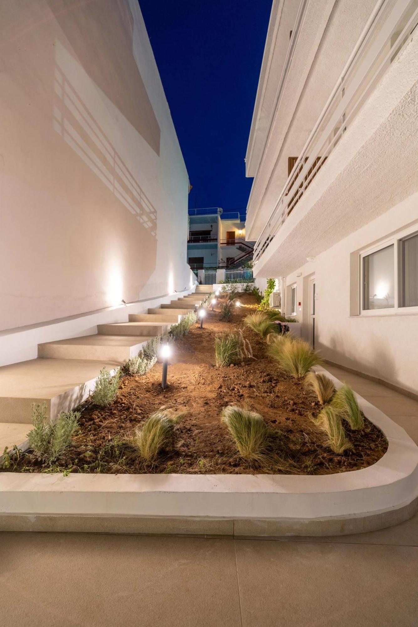 Arancia Elegant Rooms And Suites Tolo Luaran gambar